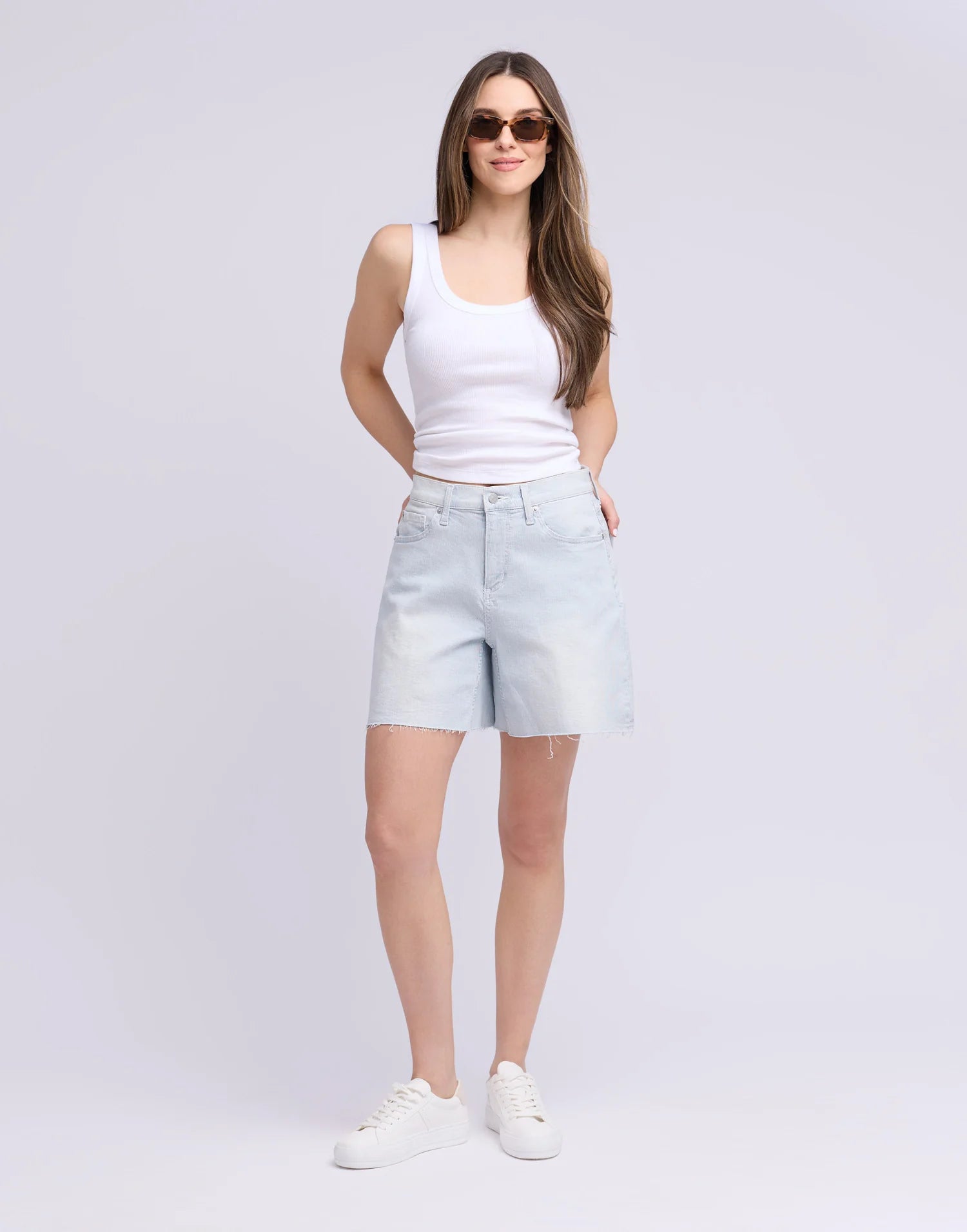 Short - Lesley