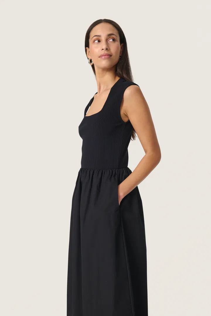 Robe longue - Simone Phoebe